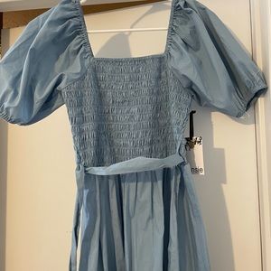 Size 2 Kenzie light blue midi length dress